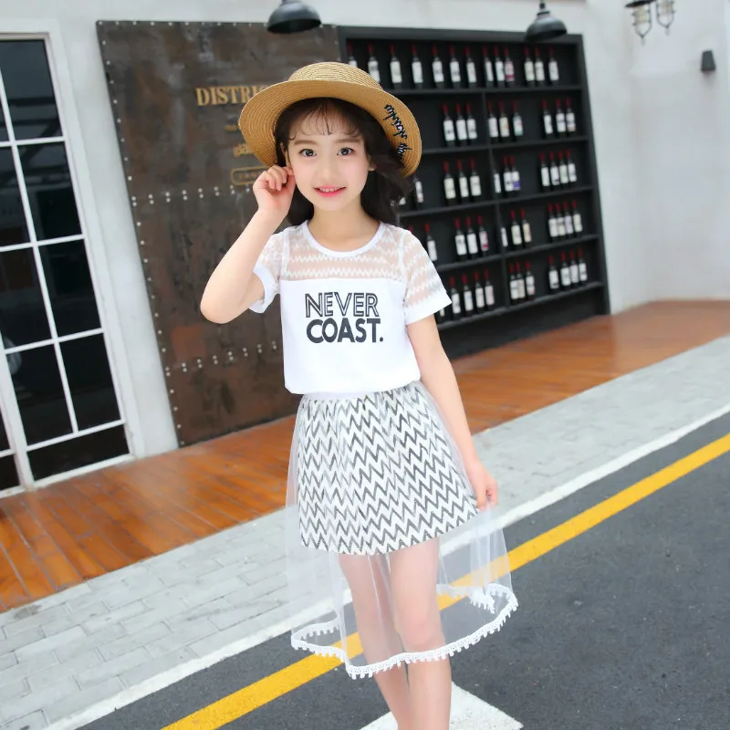

Girl Clothes Sets Letter Print T-shirt Tops Mesh Skirts 2pcs Suit Summer Tees + Skirts Party Clothes Set 1-6T Children Clothing