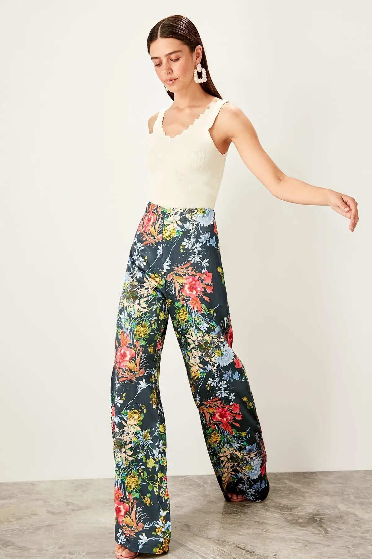 Trendyol разноцветные расклешенные брюки TWOSS19XM0296|Брюки| |
