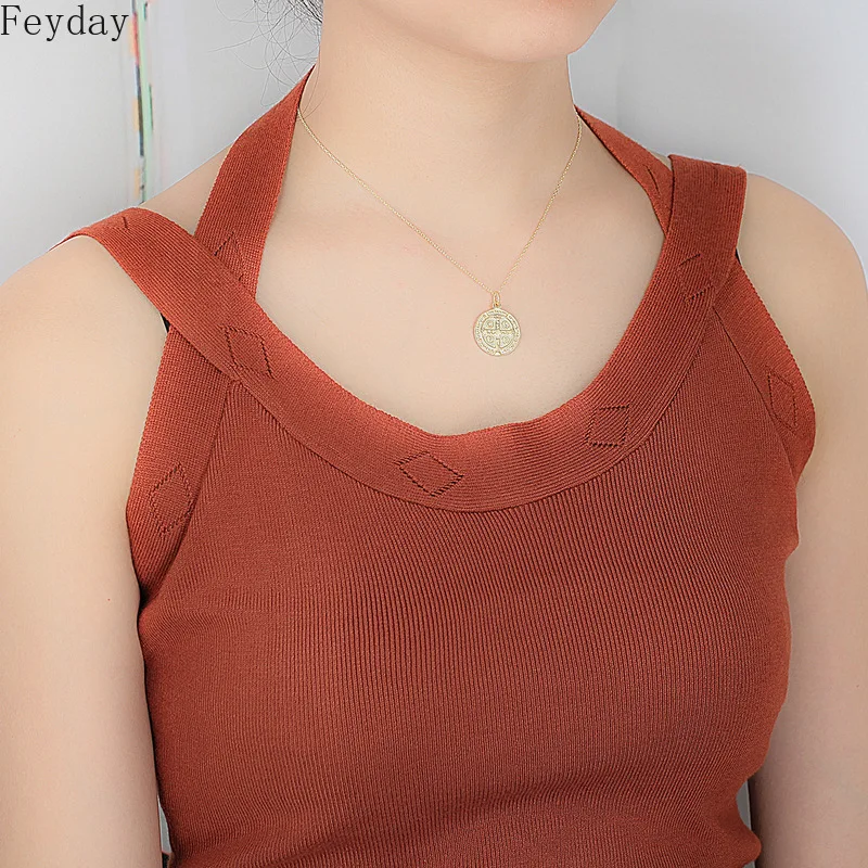 

Vintage Jesus Cross Coin Pendant Choker Necklaces Simple S925 Sterling Sliver Coin Chain Necklace for Women Fashion Jewelry