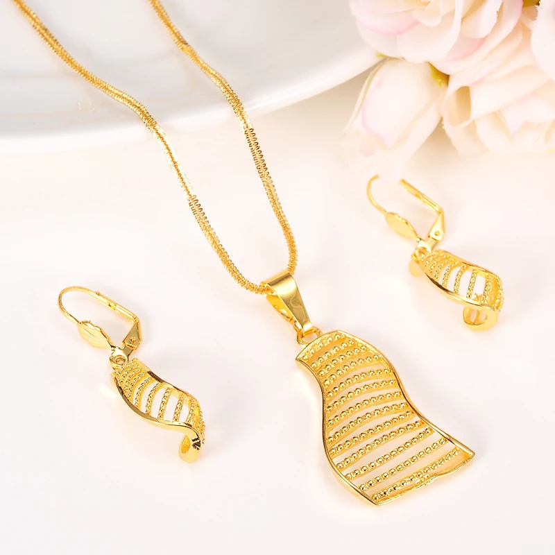 

Dubai Gold Jewelry Set African EthiopiaJewelry Hollow Fan-Shaped Dangle Earrings pendant Necklace For Women bridal wedding s