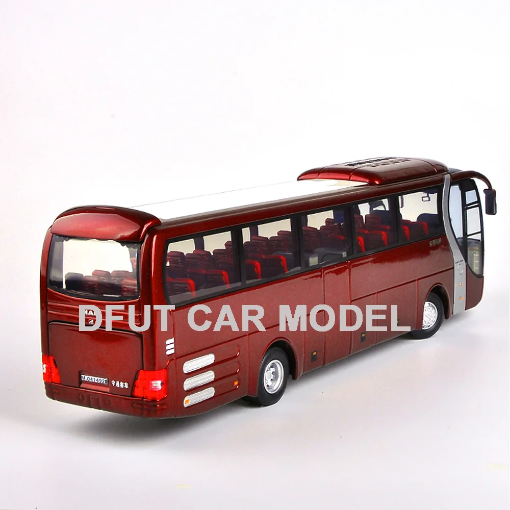 Игрушечная машинка из 1:43 сплава оригинальная Авторизованная модель для
