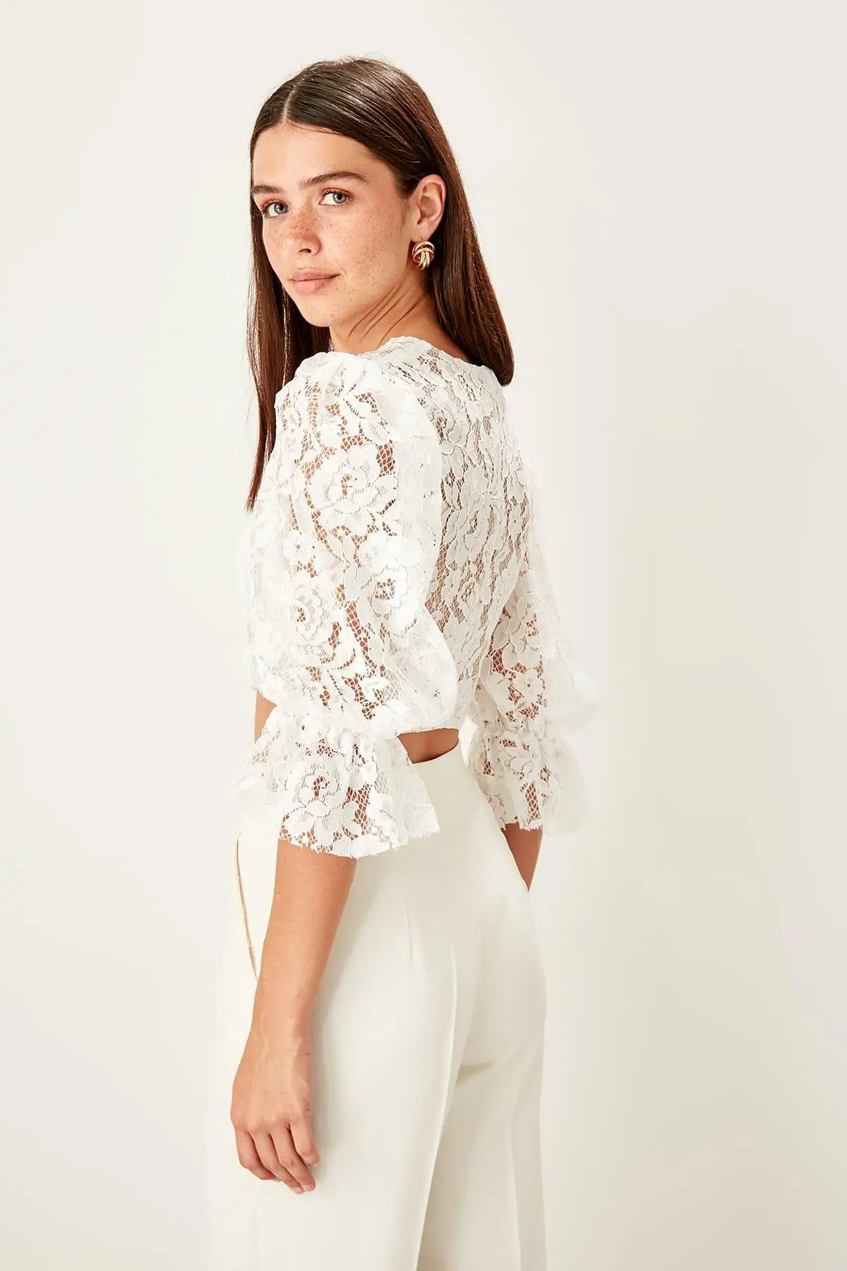 Trendyol Экрю Кружева Bluz TPRSS19BB0528 |