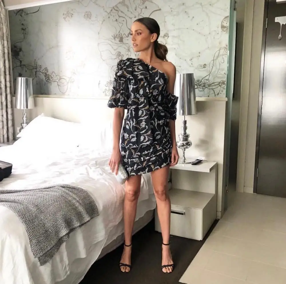 Tang женское платье на одно плечо с рюшами необычное официальное уличное