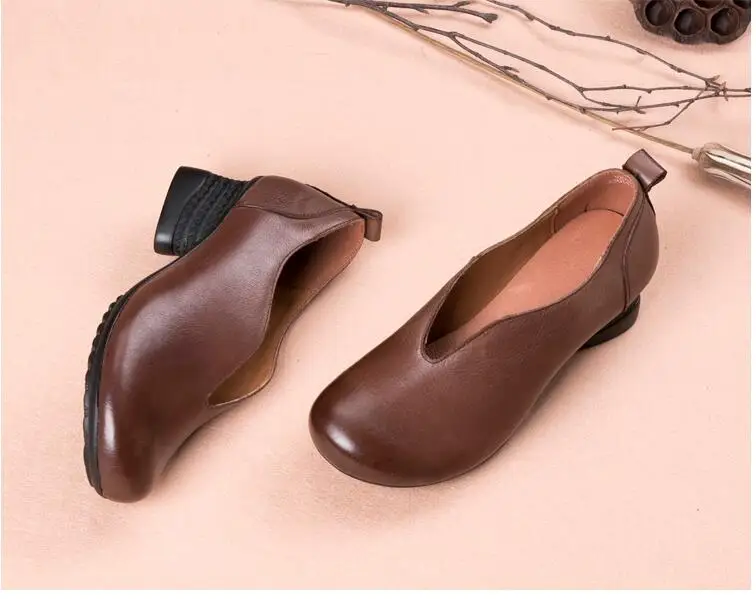 RUSHIMAN Vintage Flat Shoes Women Spring new Genuine Leather Soft Ballet Flats comfortable Casual Pregnant Women Shoes