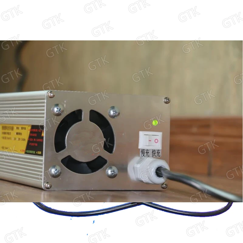Фото 72v 15A зарядное устройство 72В 10A регулируемый ток Смарт за 24S 87 6 V lifepo4 20S 84 литий 72v 15A зарядное устройство 72В 10A регулируемый ток Смарт за 24S 87 6 V lifepo4 20S 84 литий
