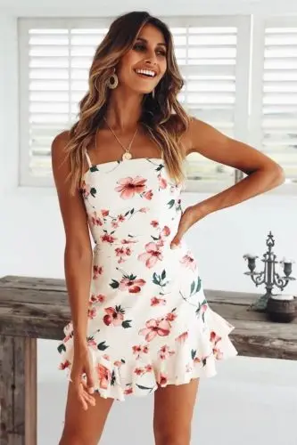 Женское летнее обтягивающее облегающее платье без рукавов вечернее с цветочным