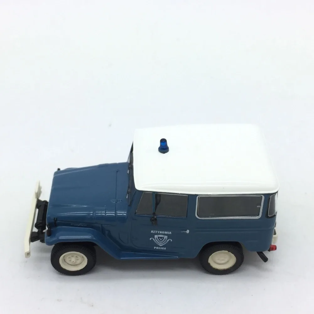 Модель автомобиля из 1/43 сплава для Toyota Land Cruiser длина 9 см