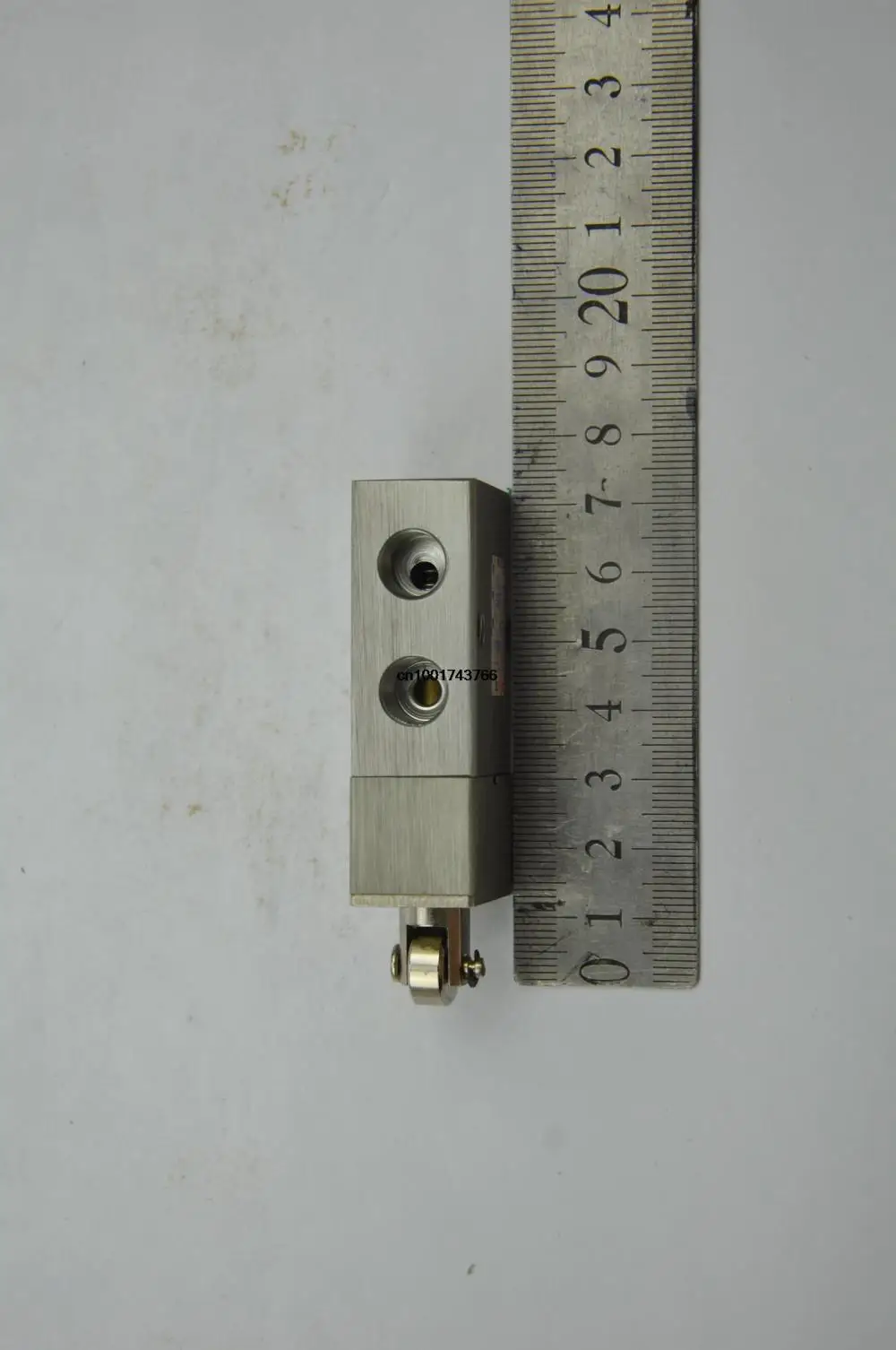 SNS Механическая планшетория вертикальный ручной клапан с тремя позициями |