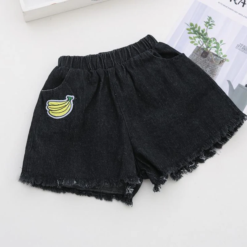

Летние Стильные джинсовые шорты для маленьких девочек, новинка 2019, модные джинсовые шорты для детей с цветочной вышивкой, детская одежда с э...