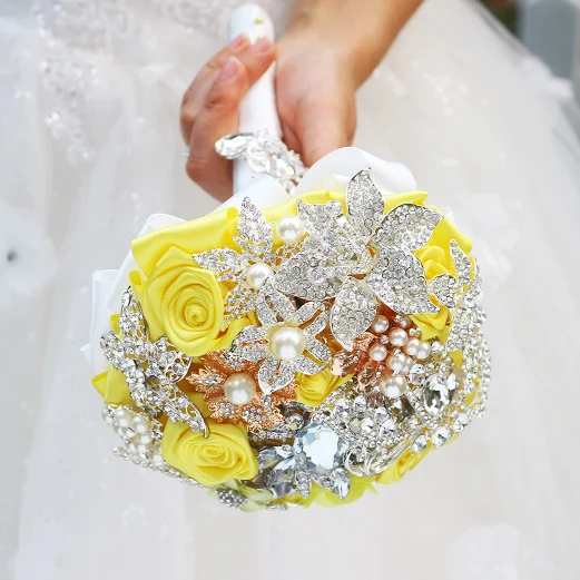 Yellow brooch bouquet bride holding flowers wedding decoration items mini Bride 's Bouquet Bridesmaid Flower | Свадьбы и