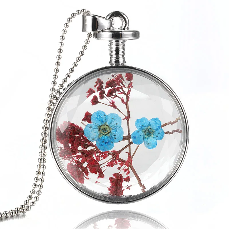 

Circular Metal Crystal Glass Necklace Natural Blue Plant Dried Flower Red Gypsophila Crystal Specimens Necklace Metal Pendant