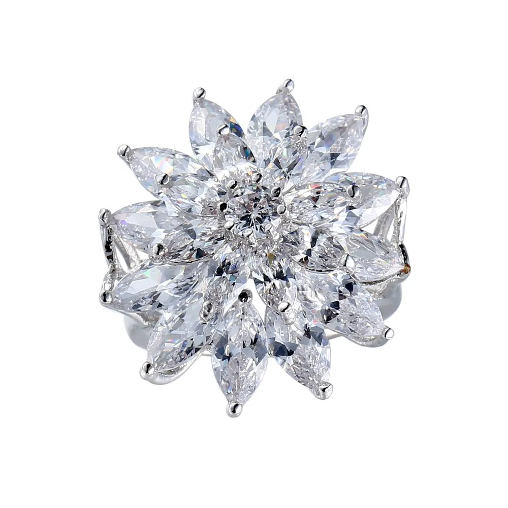 Женское кольцо с фианитом в виде снежинки Pera австрийским королевским синим и