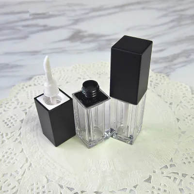 clear with black cap 10 Вт, 30 Вт, 50 шт. квадратный тюбик для блеска для губ трубка Портативный Мини бутылки для многоразового использования губы бальзам в бутылке щетка Контейнер губная трубка косметика парфюмерия диспенсер 5 мл - Цвет: clear with black cap