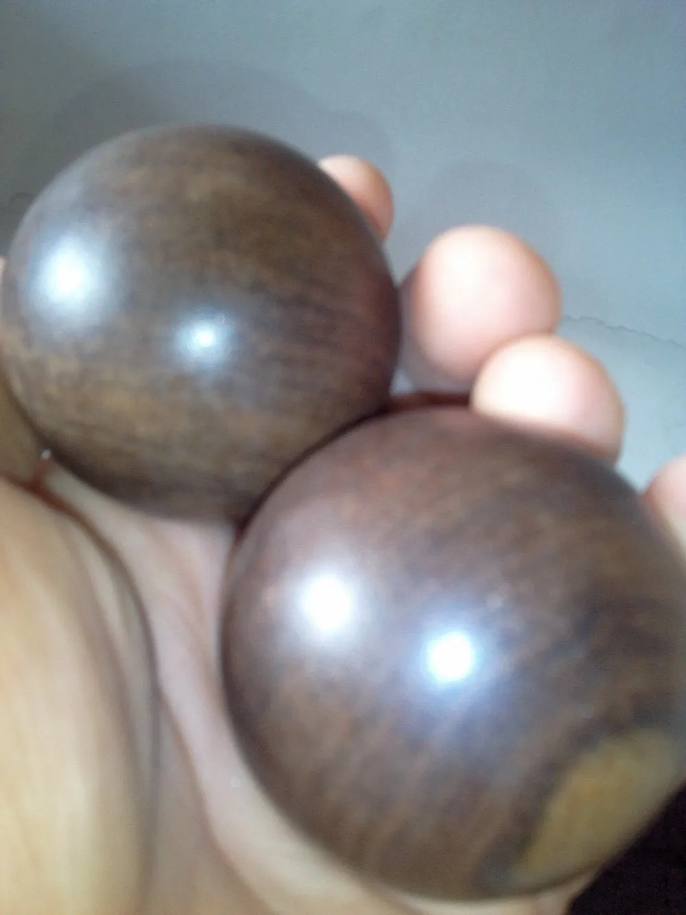 

Качественный китайский Ароматный деревянный резной отличный старый ручной Массажный мяч