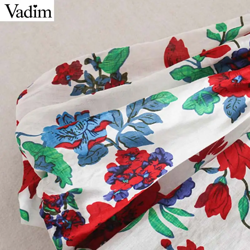Vadim women floral print blouse half sleeve button design square collar shirts casual retro chic female blusas tops DA476 |