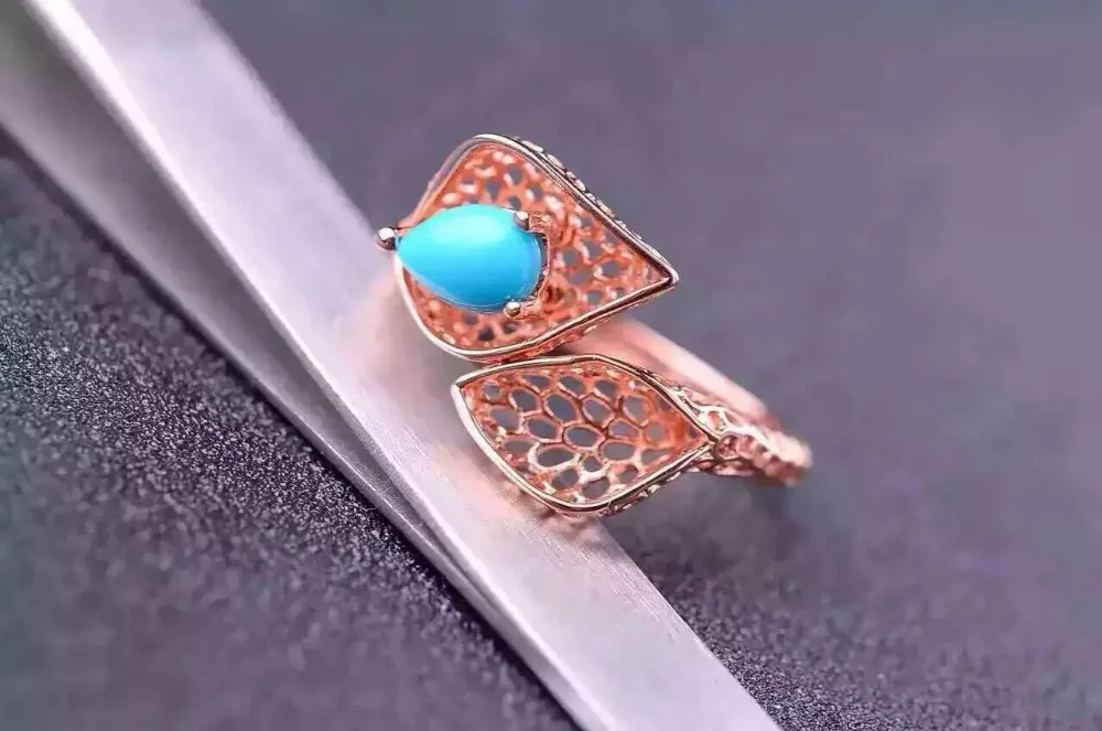 Женское кольцо из серебра 925 пробы с натуральным бирюзовым камнем 5 х7 мм|fine