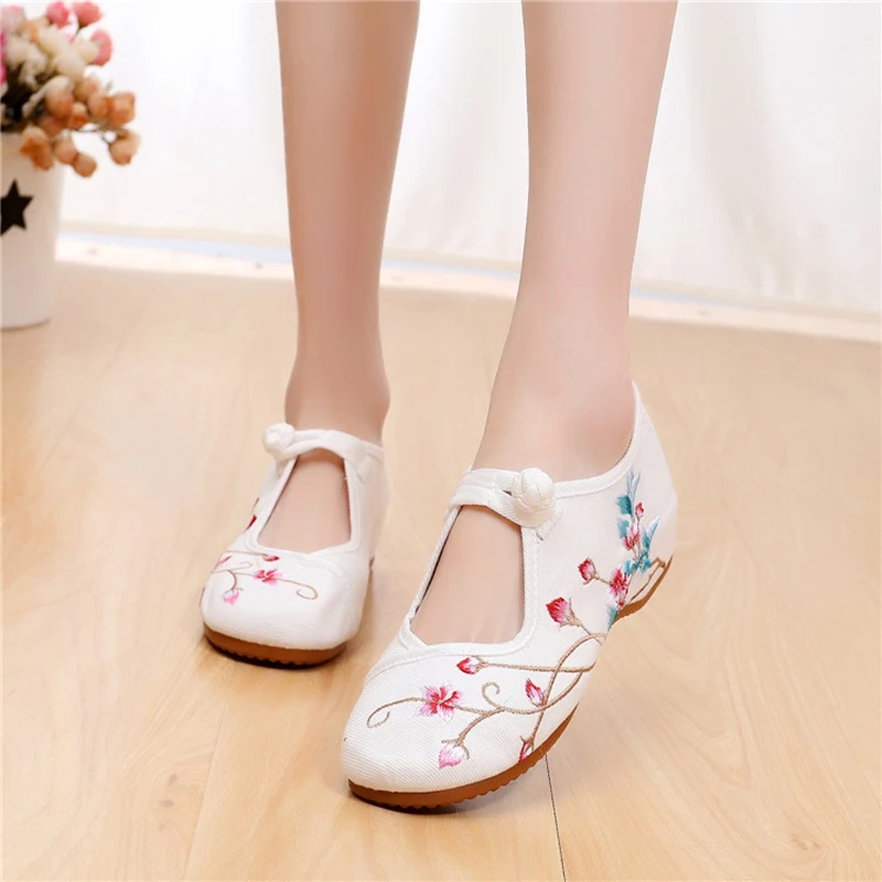 Женские холщовые туфли shose hanfu танцевальные с вышивкой Китайская древняя обувь