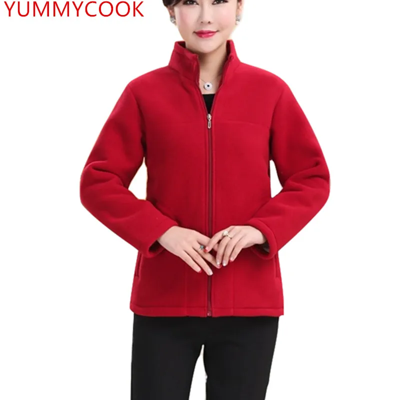 Средний преклонного возрста на осень зиму плотый вязаный кардиган с воротником