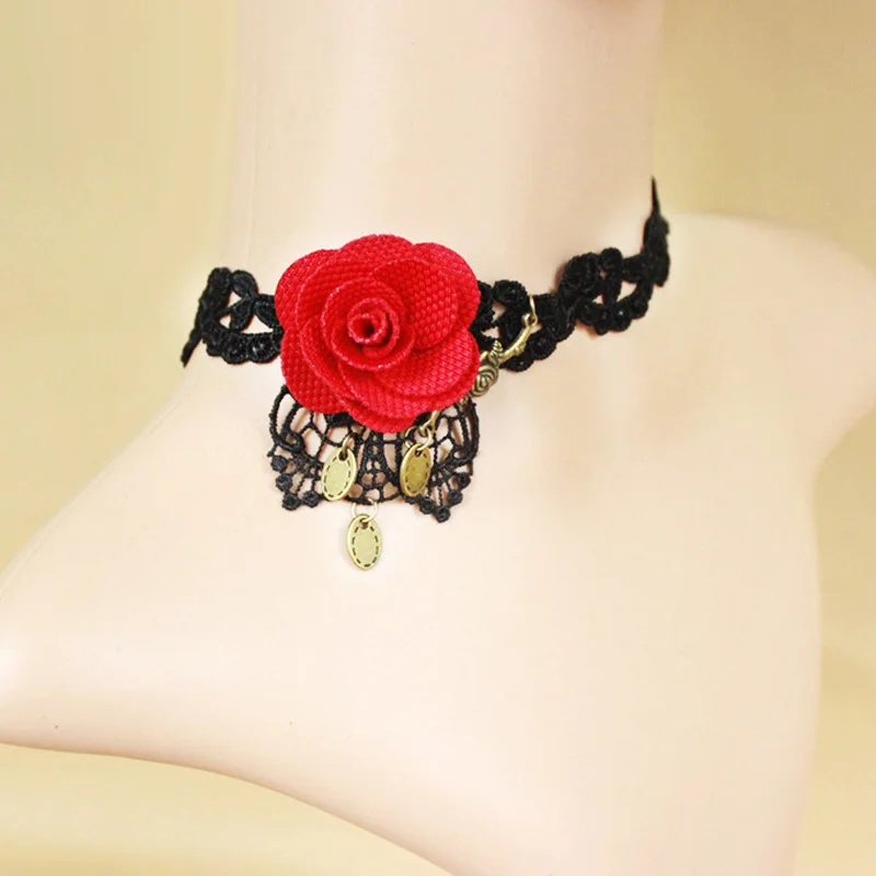 Качественное Южно-корейское шелковое платье с красной розой и бутоном в