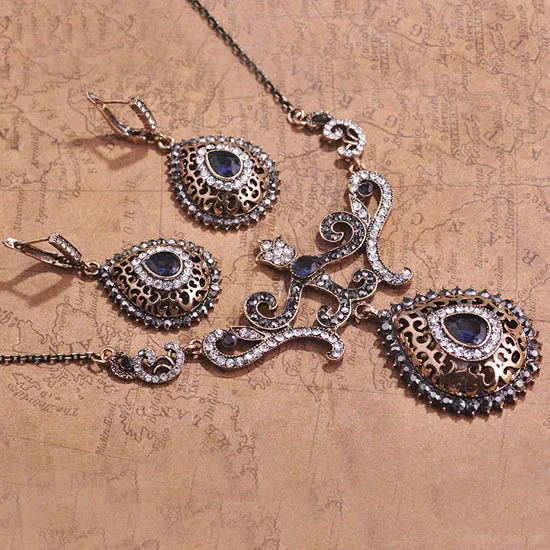 Комплект ювелирных изделий из зеленого каучукового турецкого ожерелья серёг и