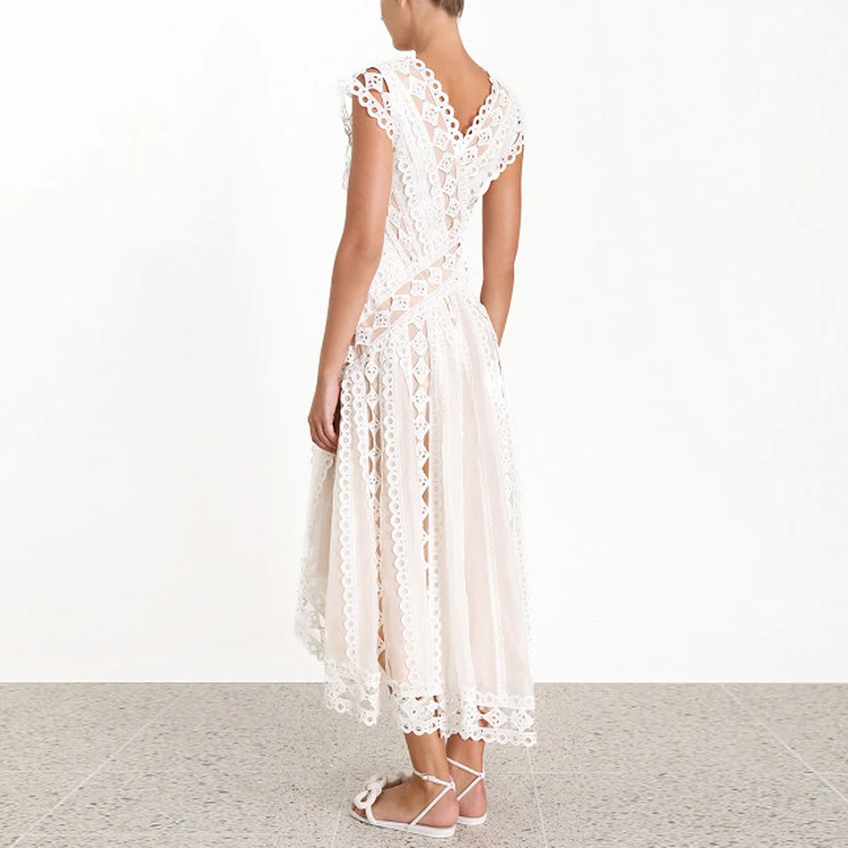 Женское облегающее платье Liser белое и голубое с v образным вырезом бусинами на