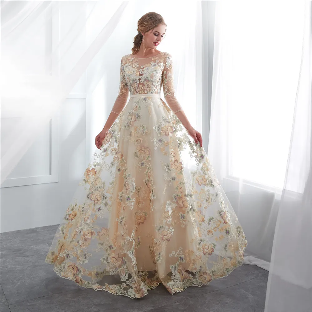 2019 Champagne vestidos de boda bordados con velo de novia velo largo de una línea de vestidos de dama de honor invitado de boda cremallera porte nom mariage