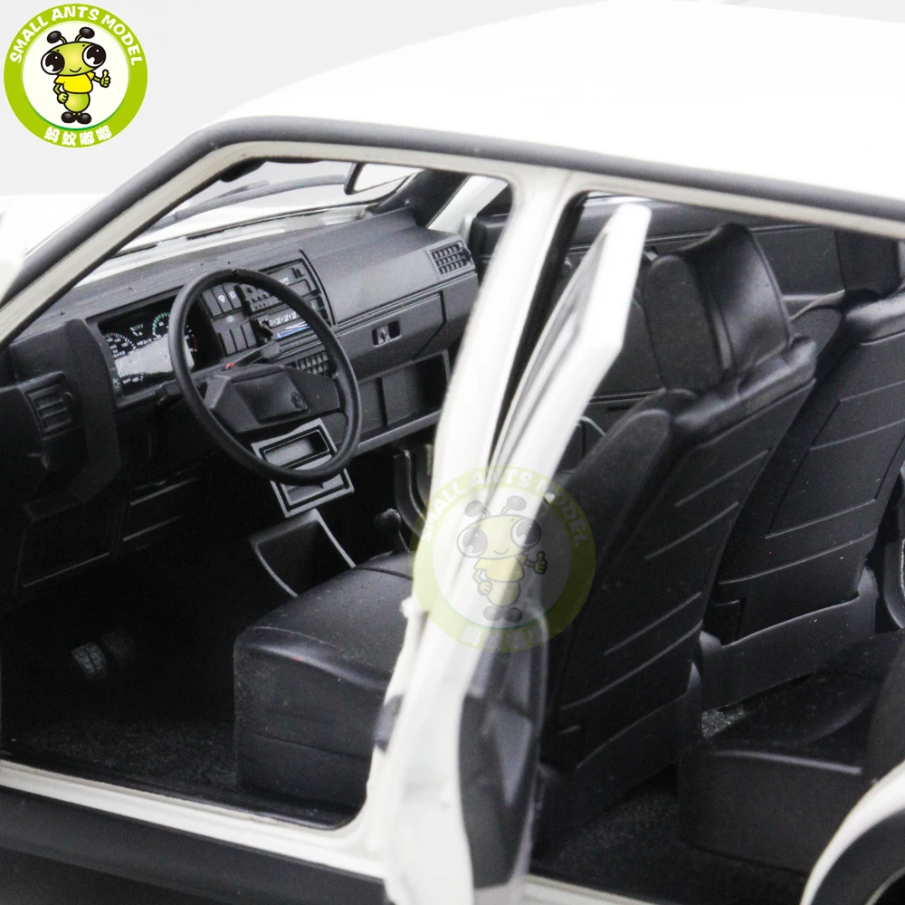 1/18 JETTA GT литая под давлением Модель автомобиля игрушки для детей мальчик девочка Коллекция подарков на день рождения белый