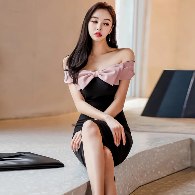 Женское облегающее платье миди с вырезом лодочкой Черное контрастное летнее