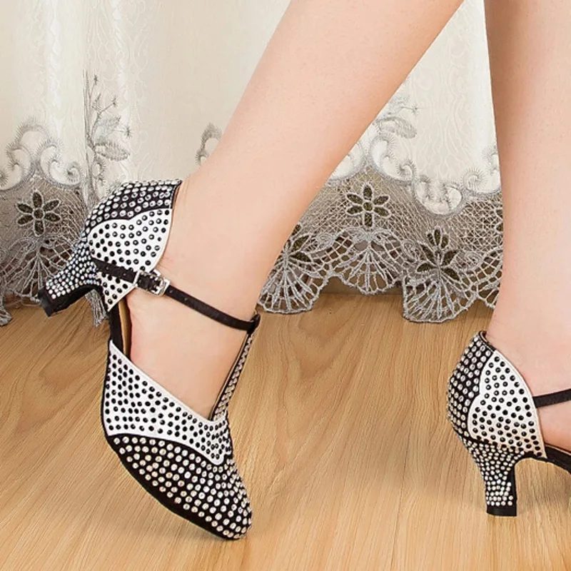 Women's Closed Toe Salsa Shoes Party Ballroom Dancing Shoes Samba Latin Dance Shoes Glitter Women Satin Rhinestones Dance Shoes