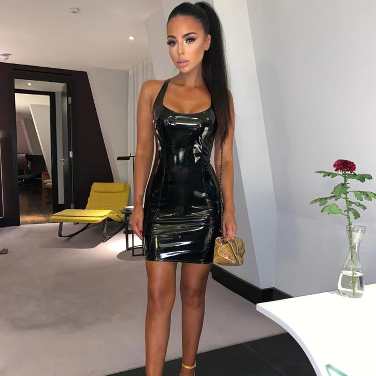Летнее женское платье Горячая сексуальная искусственная кожа Bodycon Strappy мини-платье Клубная одежда вечернее платье повседневное без рукавов женское Красное Новое