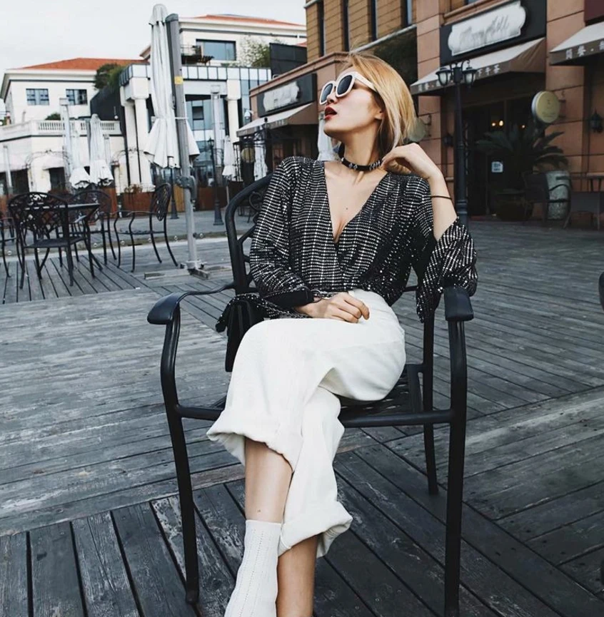 Женская Весенняя блузка с блестками и глубоким v-образным вырезом длинный