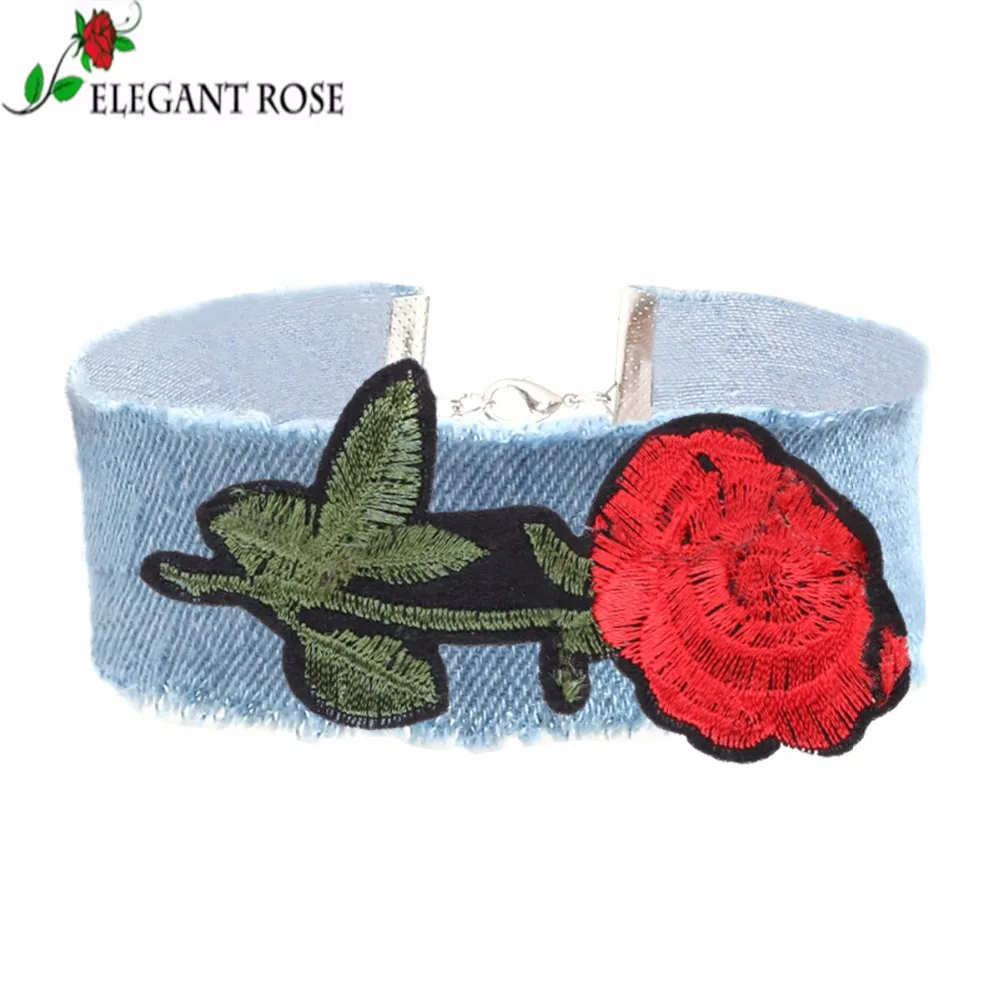 Новинка 2017 года колье чокер в стиле бохо светло голубого цвета с вышитыми розами