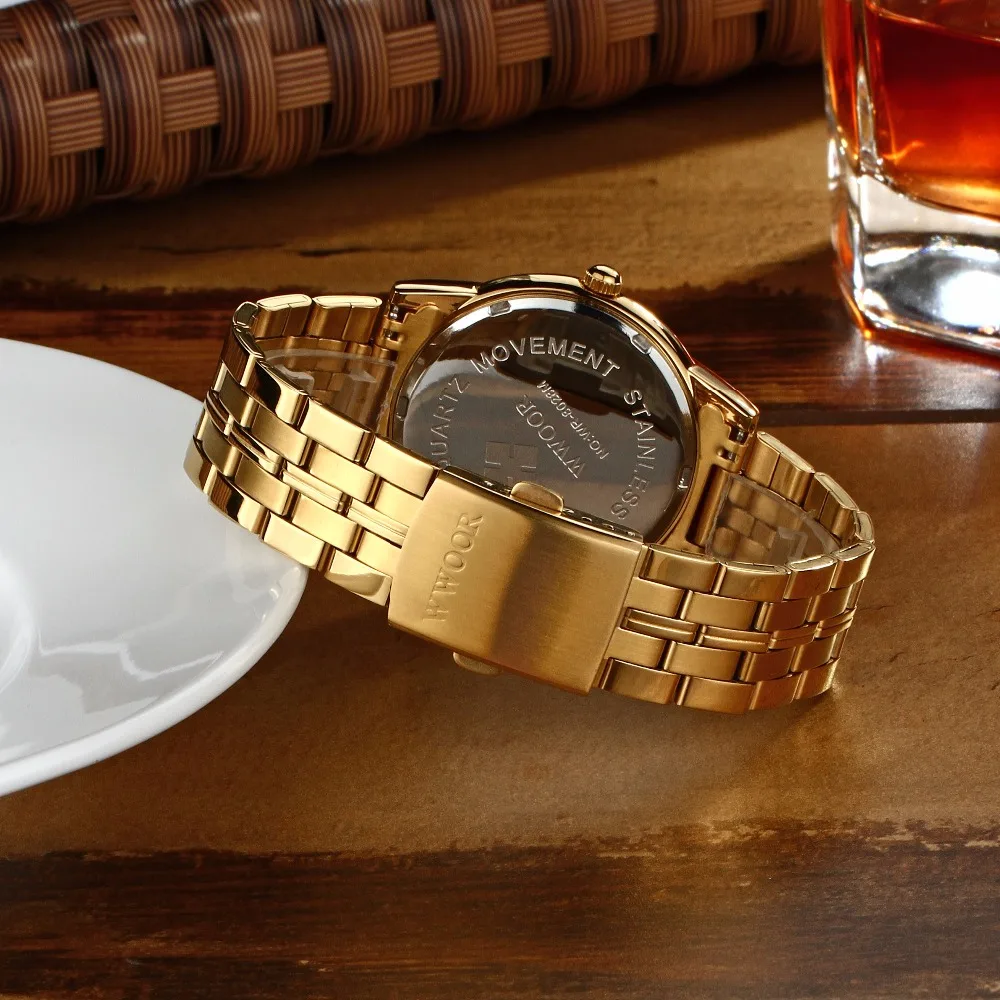 

relogio WWOOR top brand luxury waterproof stainless steel folding buckle volume quartz elitE men's business fashion watch