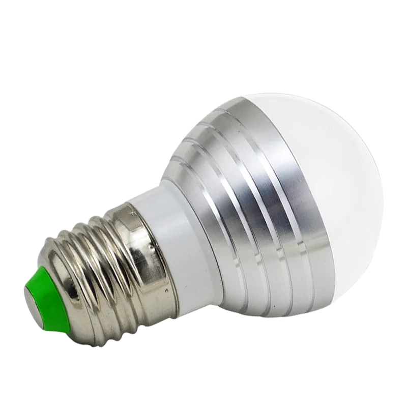 RGB Светодиодная лампа с регулируемой яркостью и пультом дистанционного