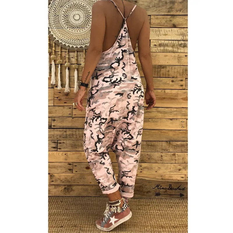Женские комбинезоны с карманами и камуфляжным принтом DORVIVON летние на лямках