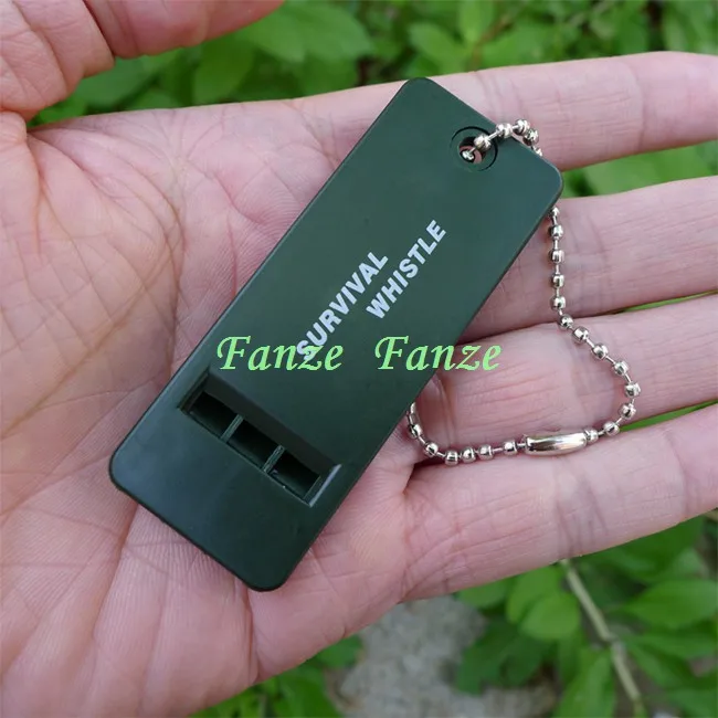 4 Pieces Outdoor Camping Hiking Adventure Survival Rescue Emergency Signal Whistle Brand New Free Shipping Easy to carry | Спорт и
