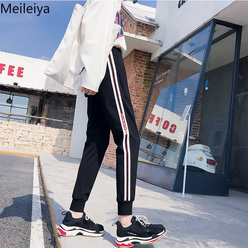 Черные спортивные штаны для женщин весенне осенние оригинальные отдыха в