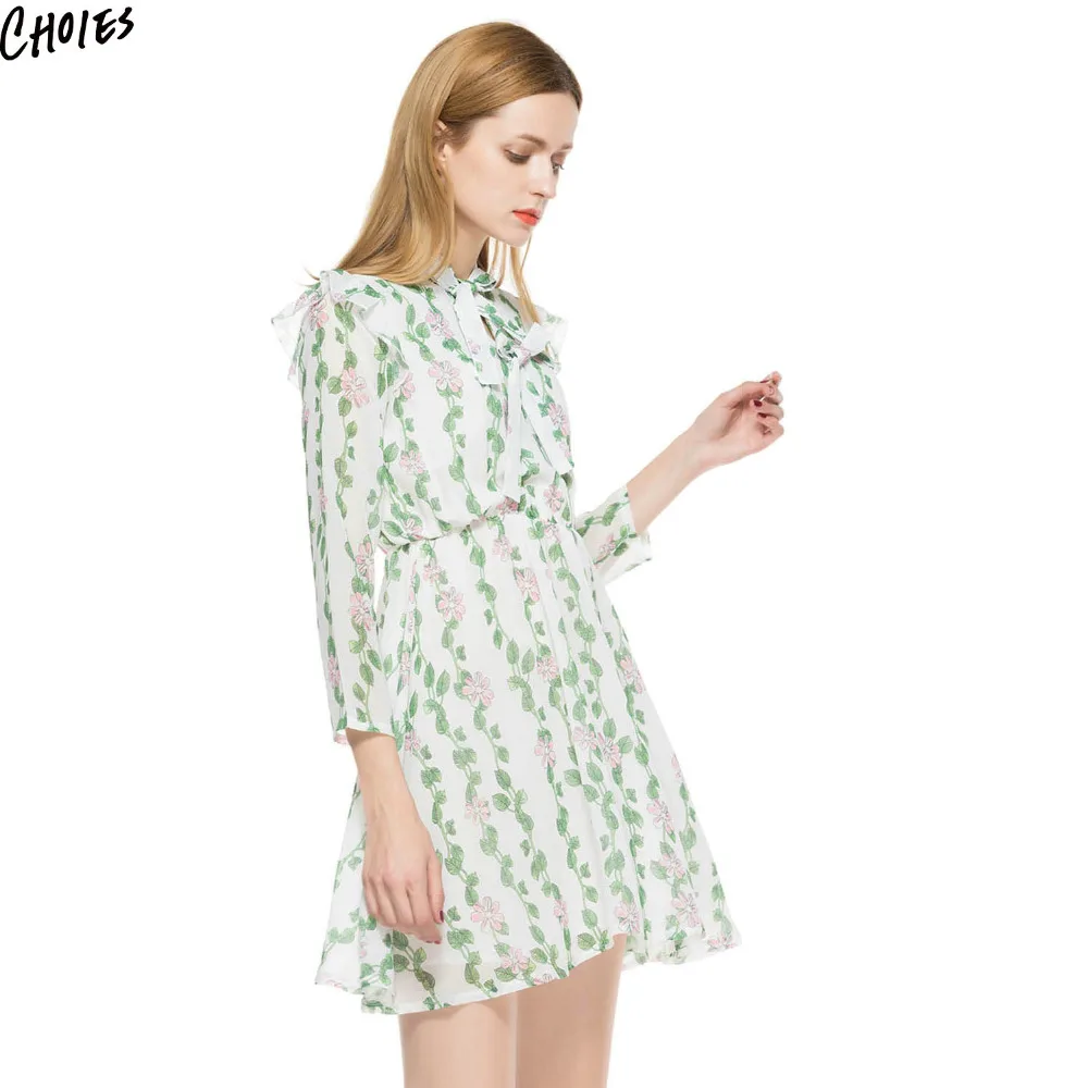 Зеленые Листья печати выдалбливают лук о Средства ухода за кожей шеи отделкой