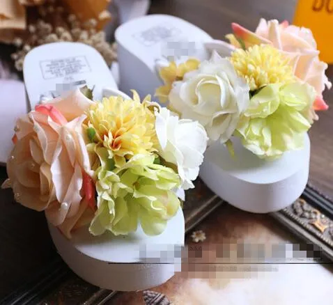 2017 летние домашние тапочки модные сандалии с розами шлепанцы пляжные обувь для