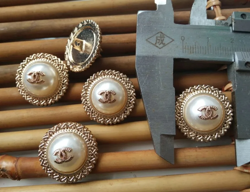 NO10 size 23mm 10 шт. новые высококлассные золотые металлические куртка со стразами пальто Пуговицы рубашка хлопок пальто кнопка sz 23 мм 2,3 смбесплатная - Цвет: NO10 size 23mm