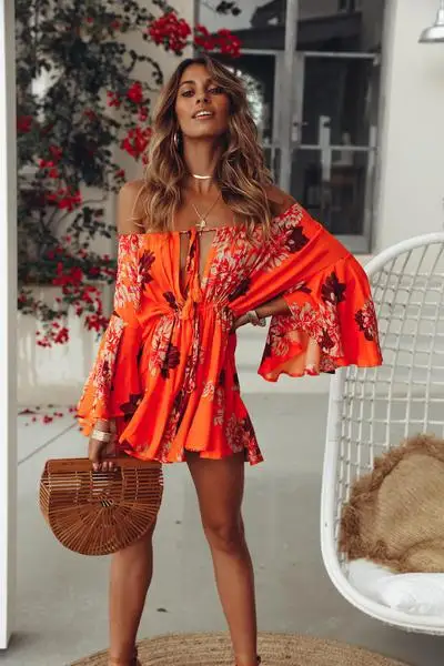 Кружевное ультра-короткое сексуальное платье с длинными рукавами и одним вырезом, лето, повседневный элегантный женский сарафан, модные вечерние платья