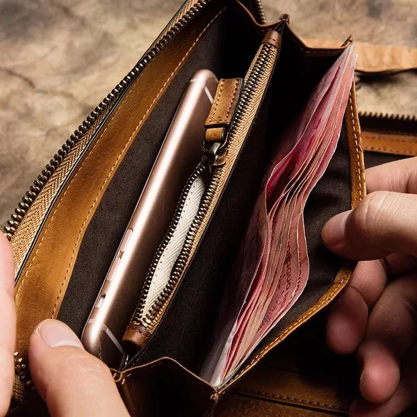 Уникальный дизайнерский кошелек-органайзер на молнии из натуральной коровьей