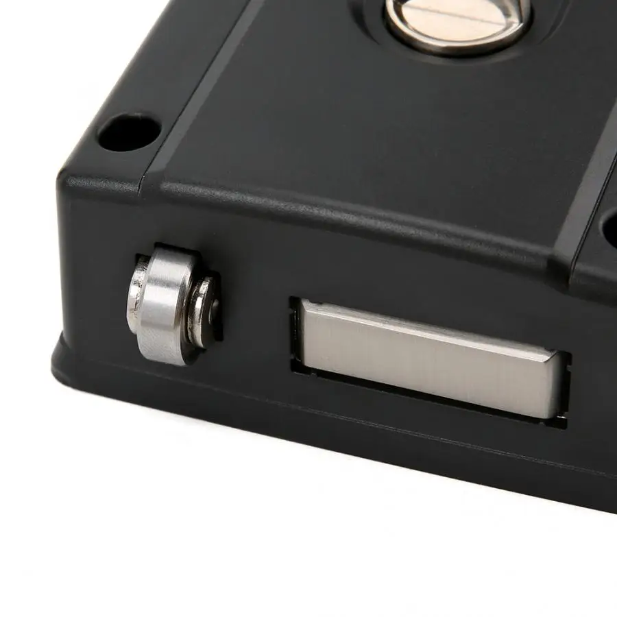 Смарт замок дверной с поддержкой Bluetooth и сканированием отпечатков