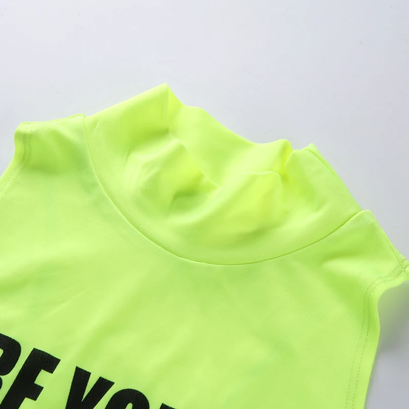 Weekeep для женщин с печатным рисунком Топ Обрезанные Bodycon Сексуальная уличная безрукавки для Летняя мода укороченный