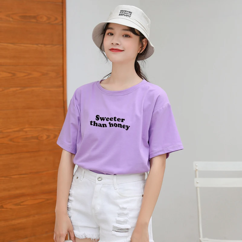 Футболка женская хлопковая с надписью Sweeter Than Honey Повседневная Уличная одежда в
