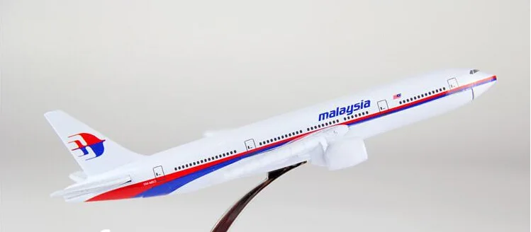 Модель самолета Боинг 777 авиакомпании Малайзия самолет металлическая модель для