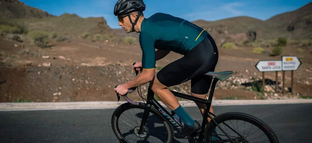 Новая версия флуоресцентный зеленый pro team aero легкий короткий рукав Велоспорт Джерси бесшовный процесс