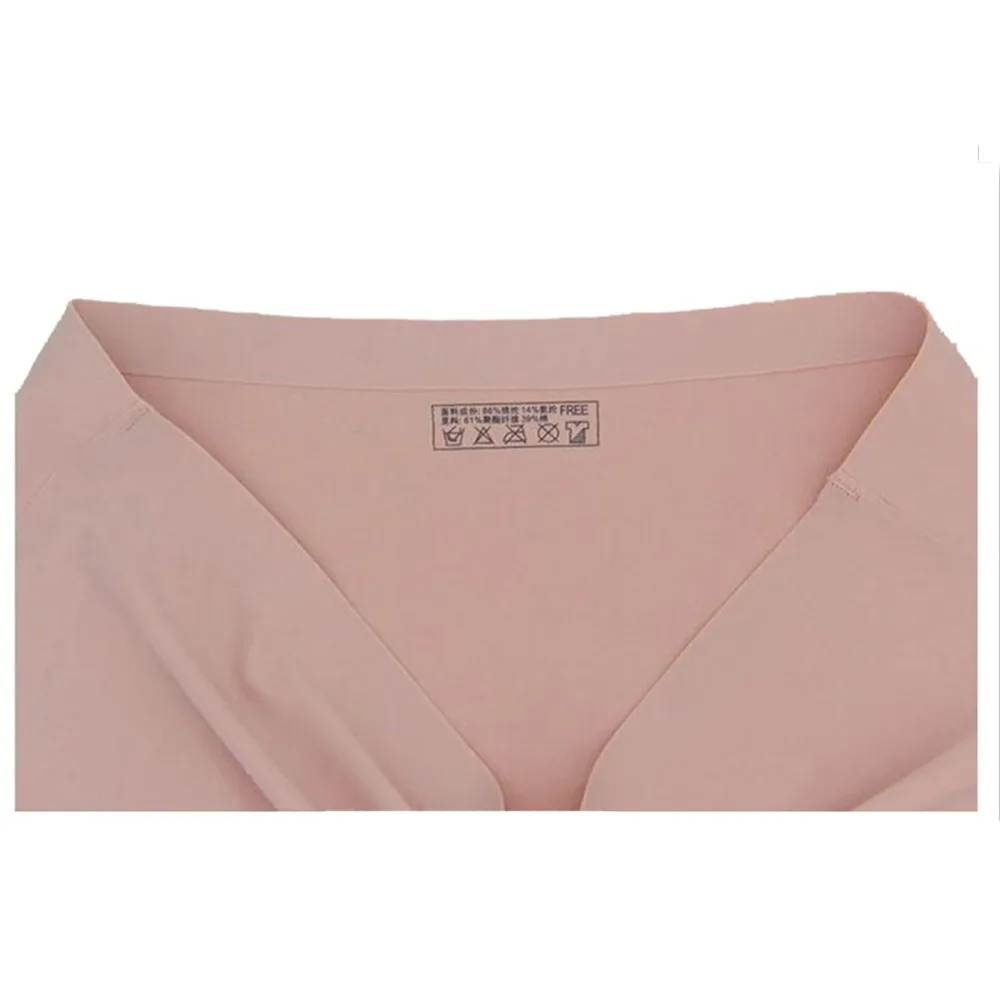 Qiaosite High quality solid ice silk no trace underpants female sexy invisible conservative briefs for women mid-rise tanga |