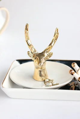 Хорошее качество слоновой кости белая керамическая пластина золотые рога/голова