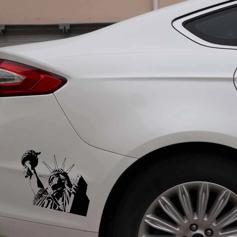 YJZT 16.3CM*11.6CM Art Statue Of Liberty USA Monument Patriotism Car Sticker Holy Vinyl Decal Coolest Black/Silver C27-0190 | Автомобили и